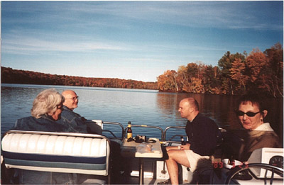 [Deckboat]