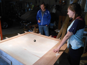 [Eight Ball]