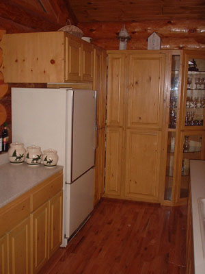 [Kitchen Right Side]